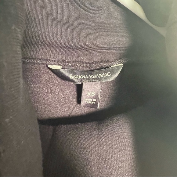 Banana Republic Funnel-Neck Sweatshirt Black - Picture 10 of 12